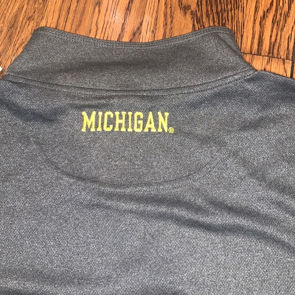 University of Michigan Pullover - Picture 5 of 8